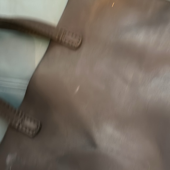 Portland leather goods medium tote in black - Picture 8 of 9